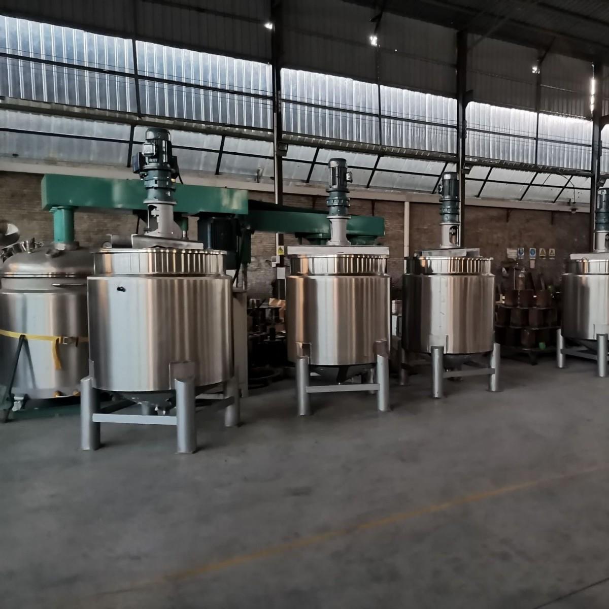 厂家直供2000L常压变频低速搅拌釜各类不锈钢搅拌釜