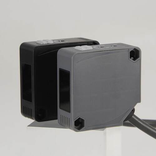 昌得CNTD漫反射方形光电开关CGF50-D30SRC传感器m50常开+常闭24V
