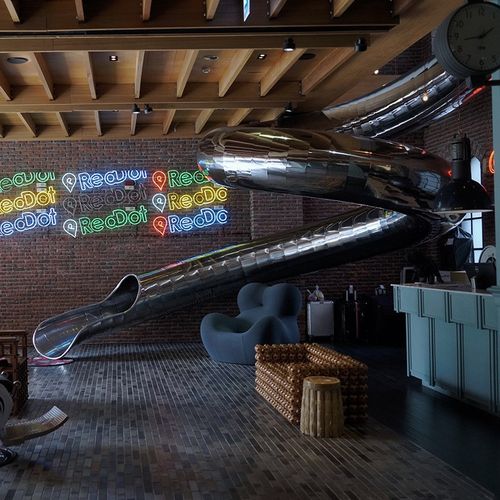 民宿主题儿童游乐设备户外非标大型滑梯商文旅业无动力不锈钢滑梯