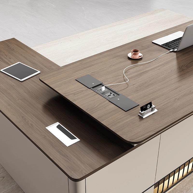 老板桌办公咨询客服桌椅简约代家大班台现轻大气总裁桌办公具经理