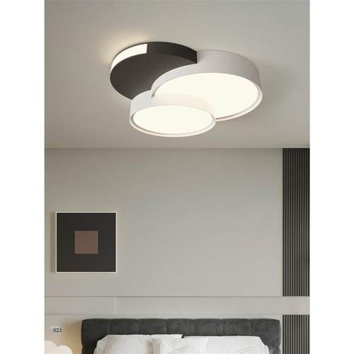 吸顶灯主房间灯卧室2025年新款约网红led中LCD灯山卧灯饰现代简灯