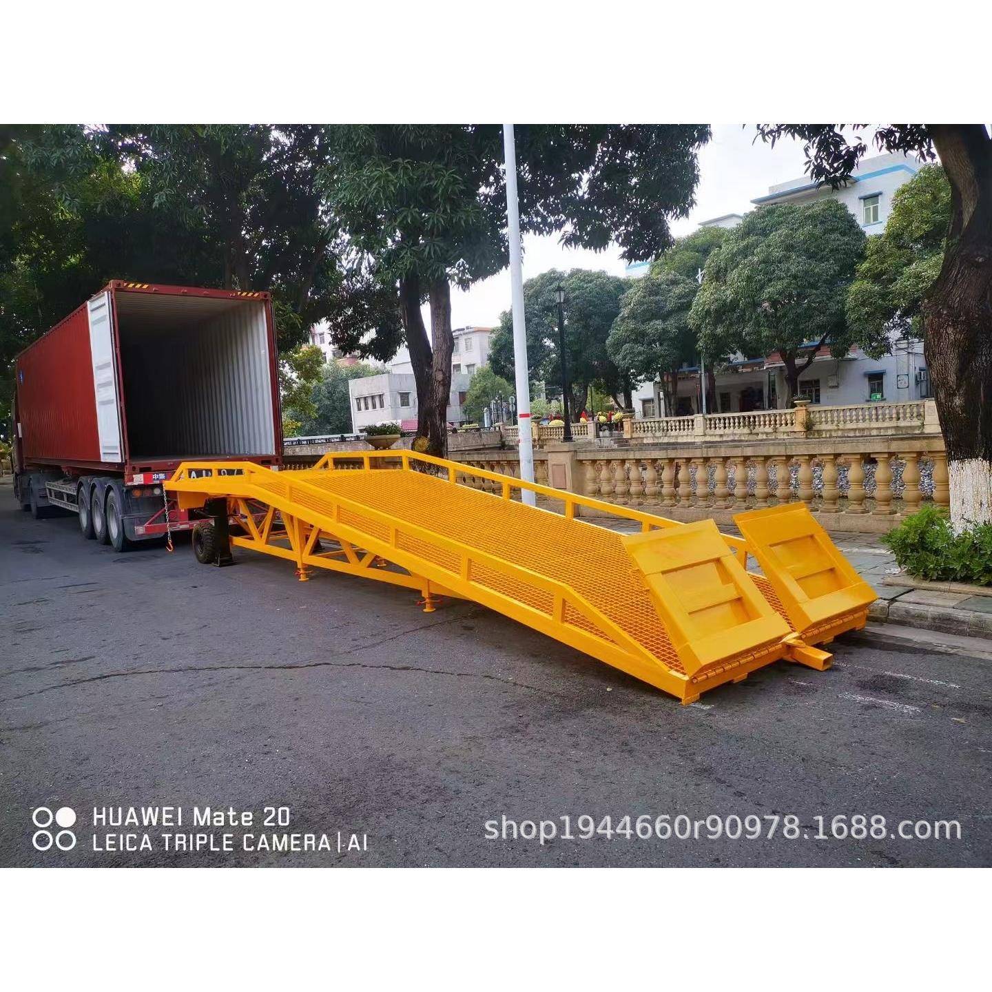 浙江液压移动式登车桥集装箱装卸货叉车上车台装车平台卸货神器