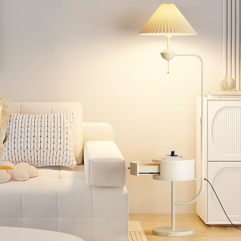 落地灯205年新款创意置屉物抽发客厅沙装饰484台灯奶油风卧室氛围
