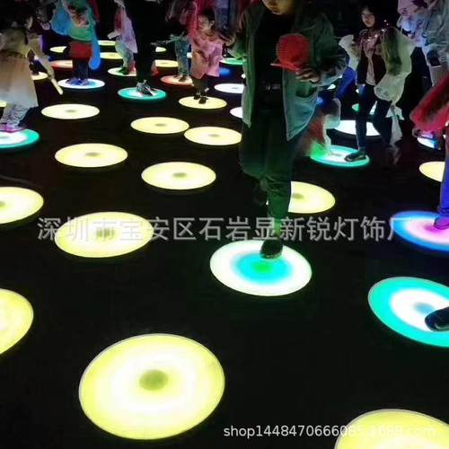 R形GB彩色音乐地EFZ砖灯LD圆/方形发光彩虹E跑钢琴灯人踩发光互动