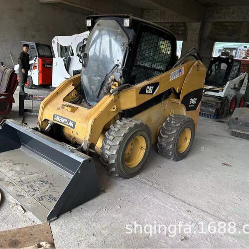 卡特246C滑移装载机多功能车Caterpillar246Cskid steer loader
