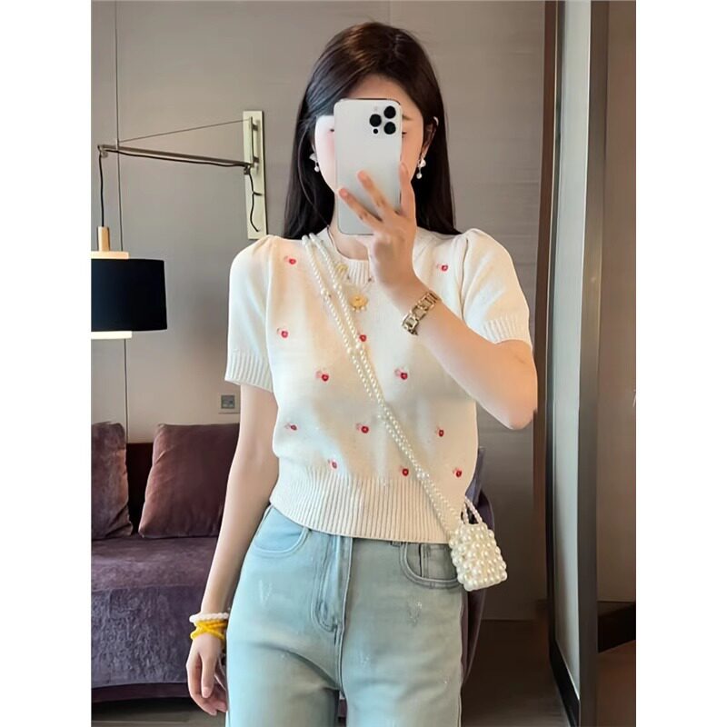 彩色刺绣花朵冰丝短袖t恤女2025夏季新款减龄时尚收腰短款针织衫