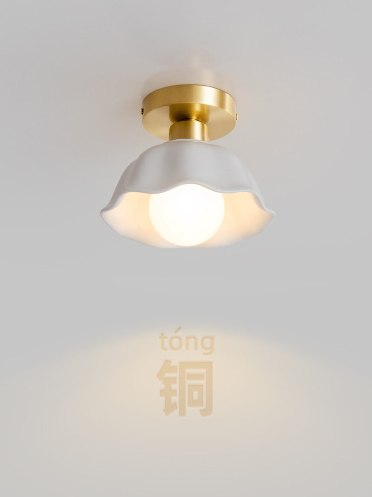 现代简约网红阳台灯具轻奢创意全铜过道灯中古陶瓷灯罩玄关门厅灯