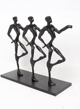 现代简约金属三行摆件人像摆设样板书人房厅电视JIW柜软装房客饰