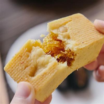 乐作 云南凤梨酥酥壳黑金凤梨酥经典原味/蛋黄味6枚不甜腻