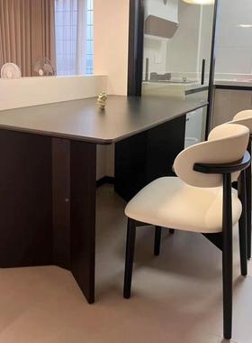 德利丰型极光黑家岩板餐40701桌用现代简约小户实木合餐桌椅组长