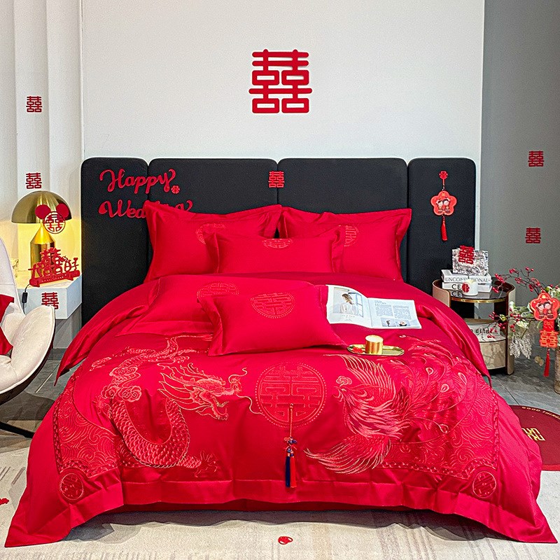高档龙凤婚庆四件套大红色刺绣被套结婚床上用品陪嫁婚房喜庆