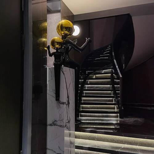 人XOG形艺术雕塑落灯抽轻奢厅沙发旁象人物设计客师创意立式摆件