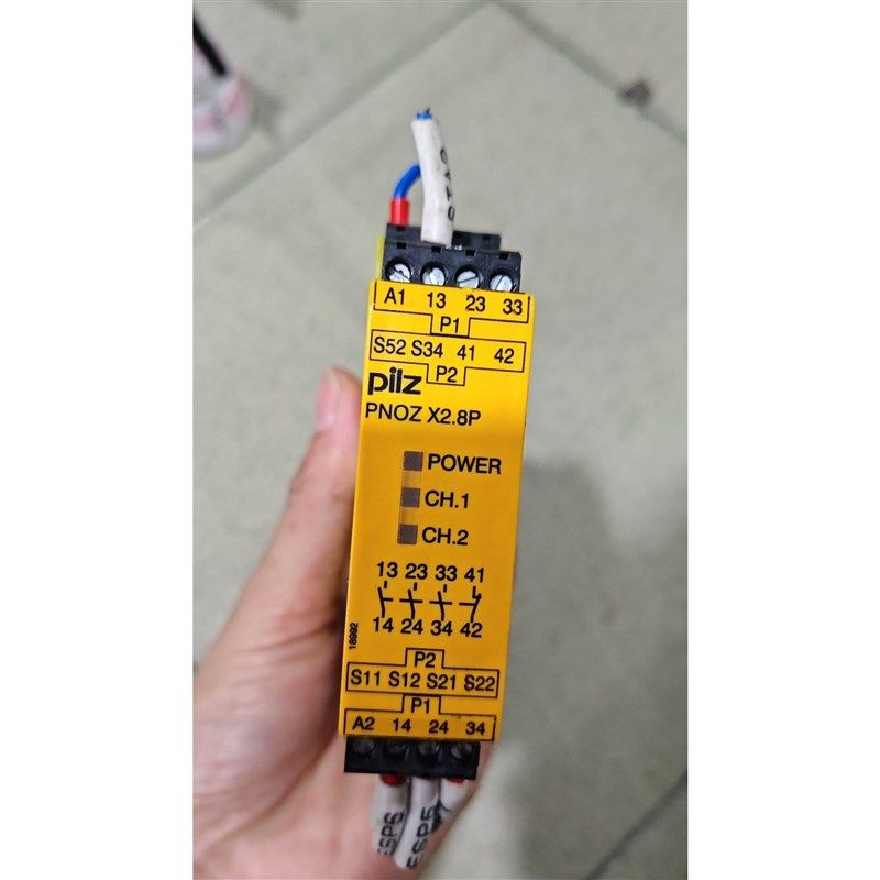PNOZ X2.8P,皮尔兹安全继电器PNOZ X2.8P