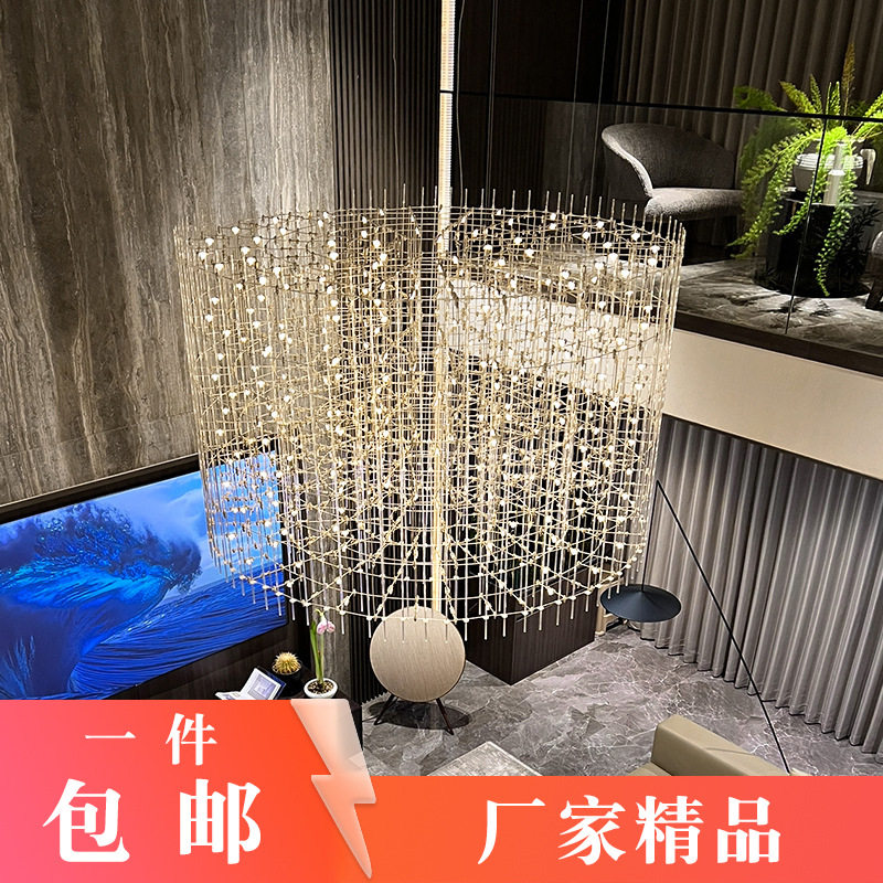 别墅客厅大吊灯餐厅后现代轻