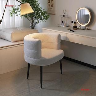 化妆凳子约女现代家用生卧简室梳妆台椅子PPQ网红轻奢感美椅甲无