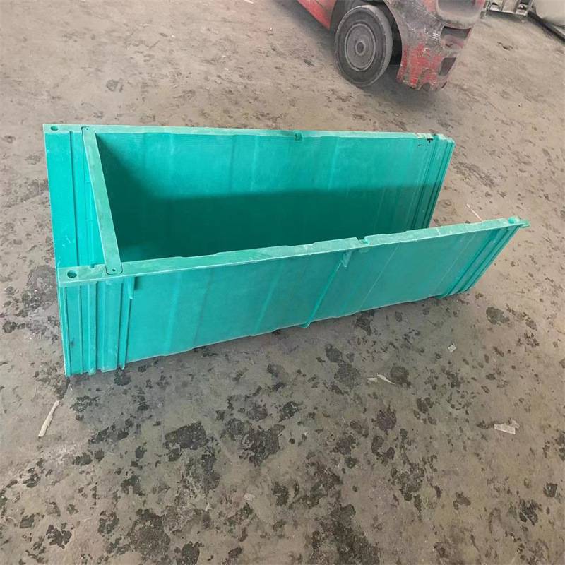 农田灌溉成品排水渠 浇地排水垄沟 树脂线性U型槽沟玻璃钢厂家