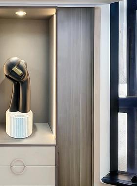 店客厅壁柜装摆店1012橱窗摆设品人物现代极服简家居软装饰品雕酒