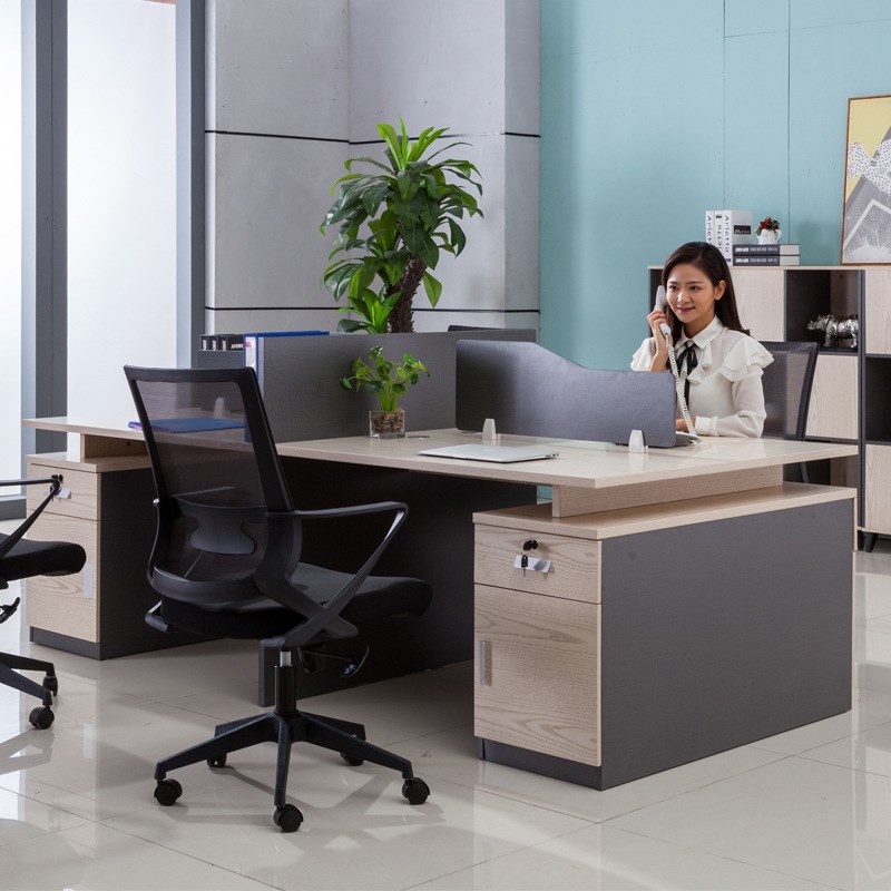 新款员工位时尚二人位简约工作位组合屏风位职员电脑桌对向办公桌