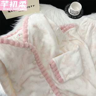 法兰绒睡衣女新款冬季珊瑚绒绿色加绒加厚保暖长袖开衫家居服套装