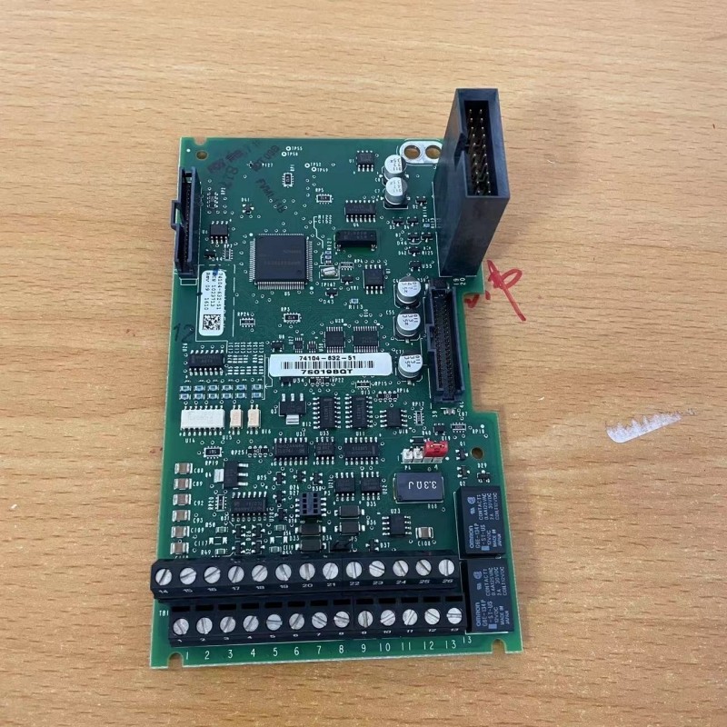 74104-632-51 AB变频器PF70 PN-209235 端子IO信号主CPU控制板