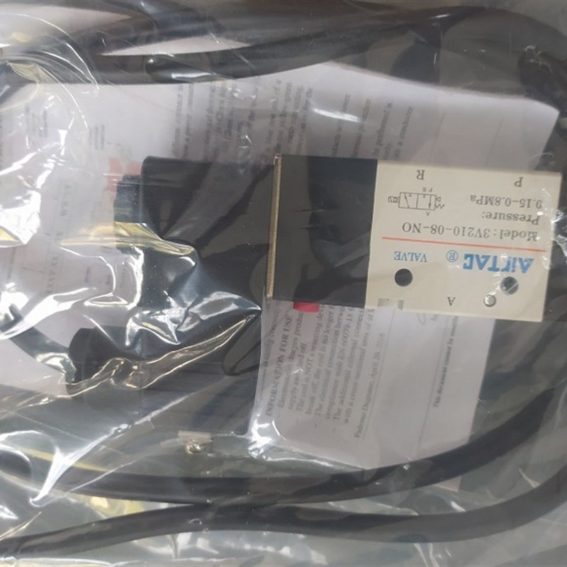 AMISCO s.p.A防爆线圈3009MD024W3配亚德客3V210-08-NO  NC电磁阀