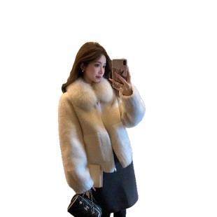 北海道恋曲冬季新款羊羔毛狐狸毛领羊剪绒皮毛一体大衣女皮草外套