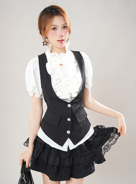 【古着爱好者】2025年夏季新款文艺复古私设衬衫+短裙+马甲三件套