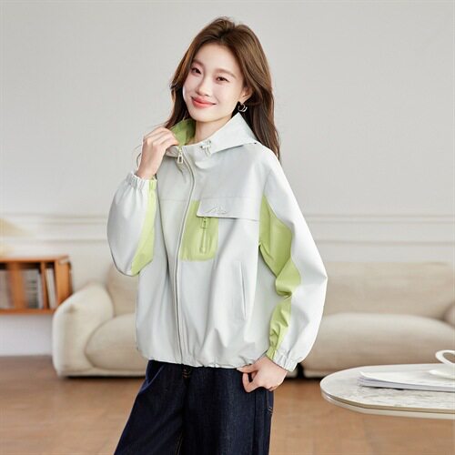 百搭风女款春季外套2026新款时尚休闲糖果色拼色宽松短款上衣