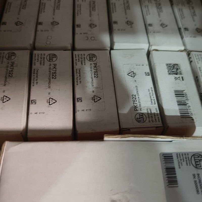 易福门PK7522传感器 正品全原装 现货8个 签收前请当
