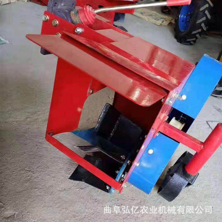 手扶葡萄埋藤机菜园根茎保暖覆土机12马力多用途田园开沟培土机