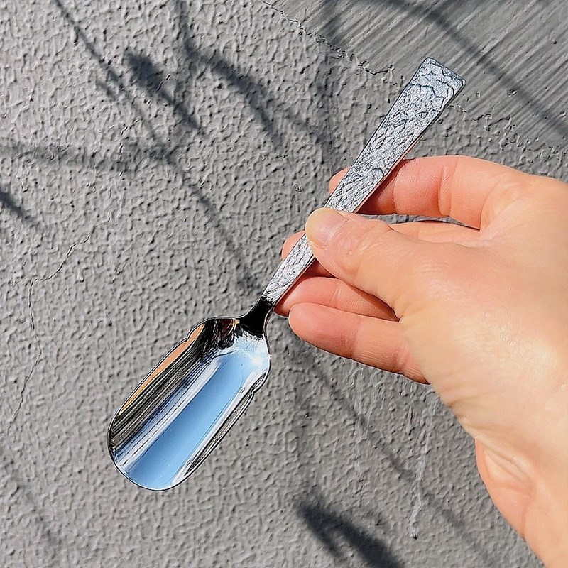 304不锈钢甜品勺茶勺茶匙调羹饭勺冰激凌勺岩石纹勺创意个性汤匙