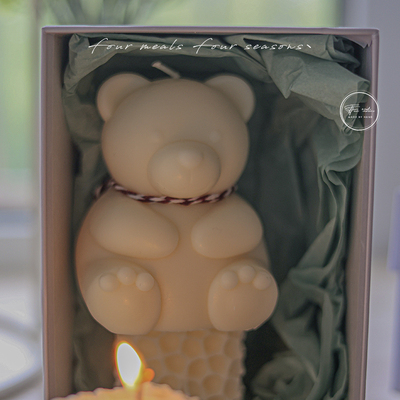 《小熊吃蜂蜜》fourmealsfourseasons香薰蜡烛生日派对伴手礼物盒