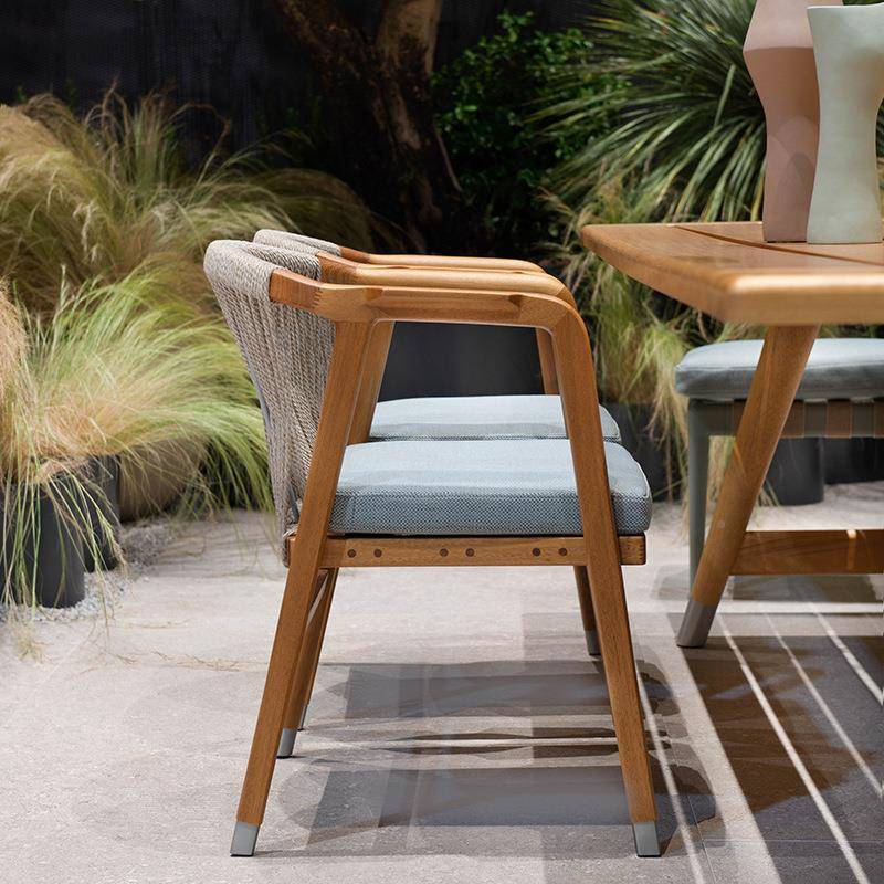 户外桌椅2MWC庭院木木椅子民宿2柚.m长桌防水室外露台实藤编桌椅