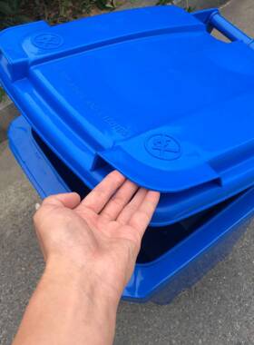 60L户外塑料盖圾垃箱60OWE升物业街道分类垃圾桶带60L脚踏垃脚踩