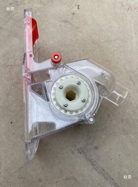 农哈哈玉2米机播种配件肥盒播肥盒2款(通六用于19UCB款方轴肥盒)