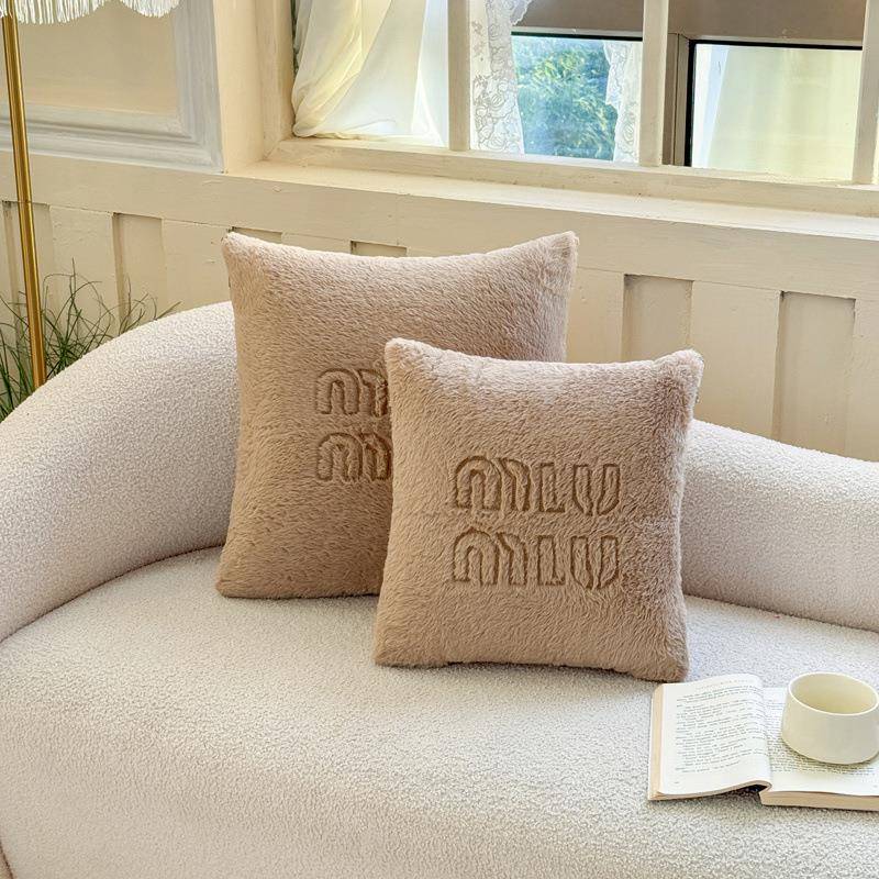 抱枕被合子用天冬加厚客PEL厅沙发靠枕午睡毯子二一两车用折叠枕