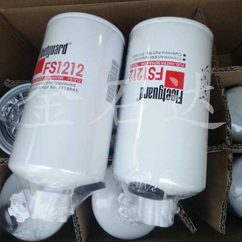厂家供应机油滤清器LF9070 发动机机油滤芯 船舶发电机组机滤