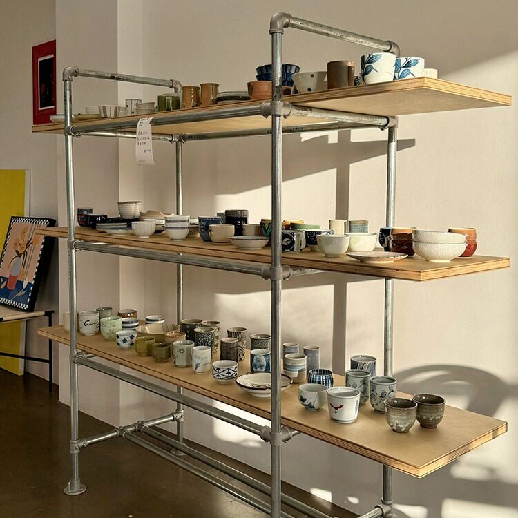 美式铁艺海洋板货架置物架复古书架收纳架精品展示架落地陈列架子