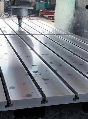 厂家销售XUI铸铁平板平工作台t型槽2000台*00开槽0划线铸铁4平台