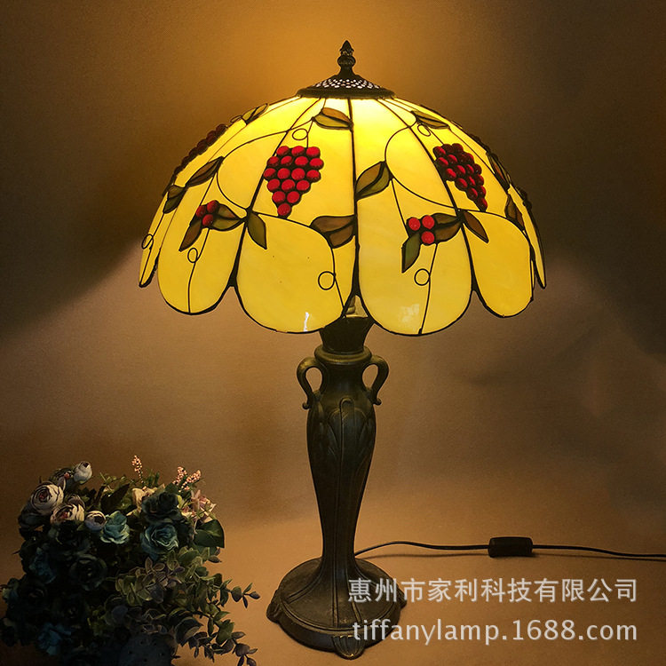 厂家直供彩色玻璃欧式复古台灯