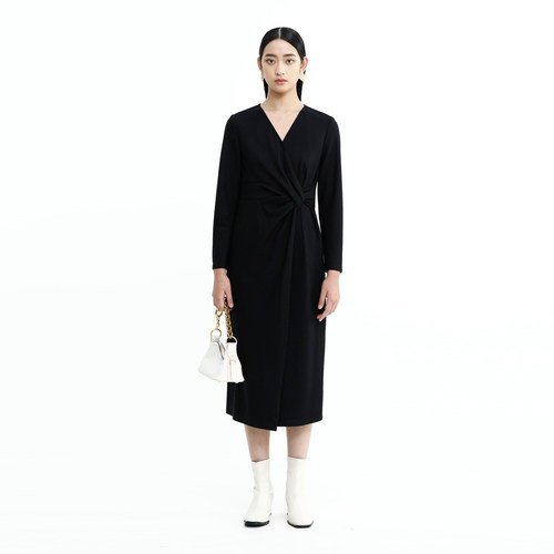 卡莉朵拉连衣裙C26D7533冬季新款经典百搭立体丰富气质感