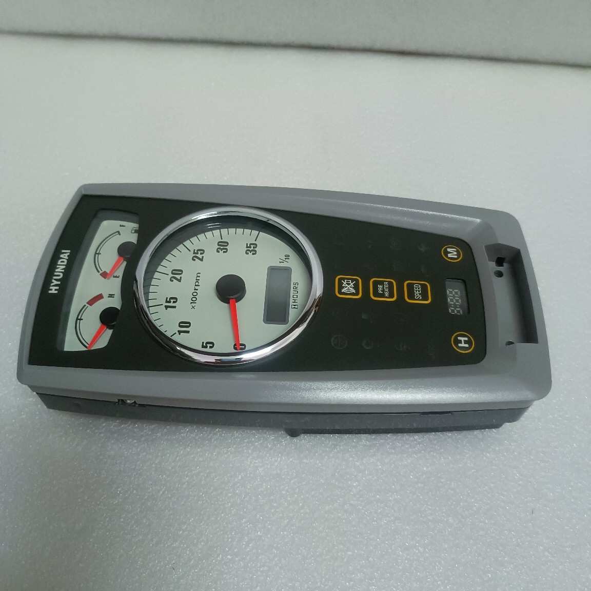 现代挖掘机60-7驾驶室仪表盘  55-7原装显示屏 21M8-50011