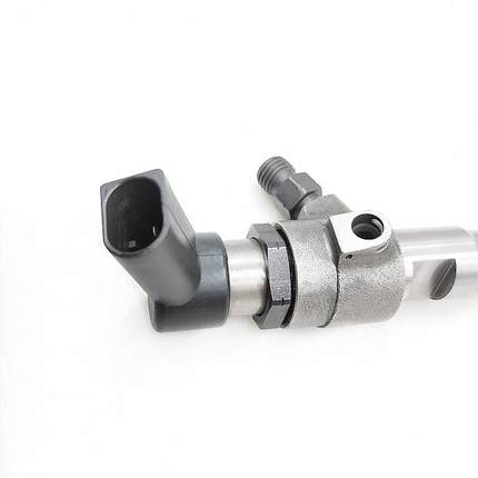 燃油总成2C59513喷54柴油发动机零部件03L1530203L1302777B西门油