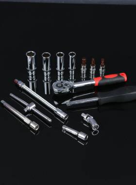 套筒组套1/4套筒车扳手67153件套装汽维修棘具轮扳手汽修工组套