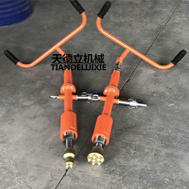 M-0TMF单头Z悬挂凿毛机8吊环气动单头凿毛机多带角度混凝土凿毛机