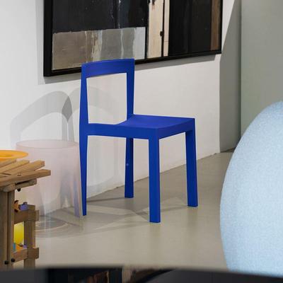 *休闲莫师比乌斯椅红餐椅多巴靠胺设计款单人FVH可叠放背网椅塑料