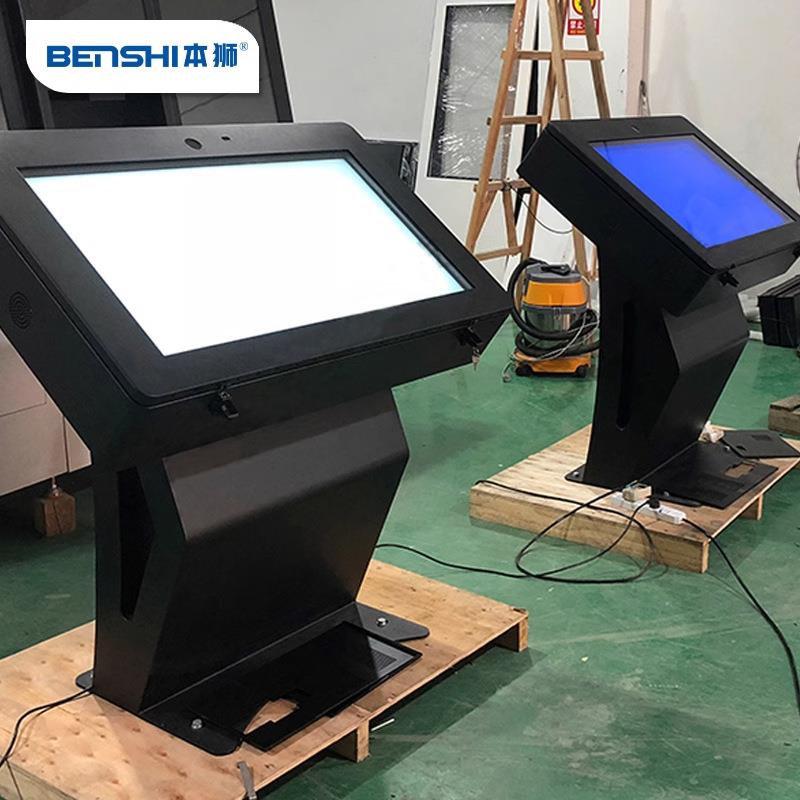 本狮水户外卧晒式触查询一体机防雷防防摸BNP高亮广告机触摸查询