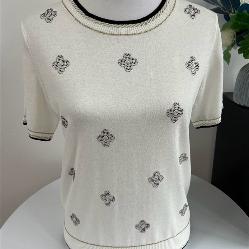 年轻妈妈装夏季薄款T恤短袖新品冰丝针织小衫宽松舒适中老年女装