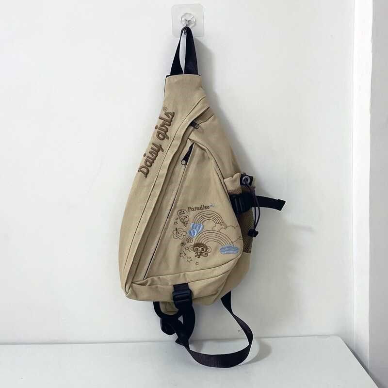 2024夏季新款小众设计新款帆布斜挎包单肩背包校园百搭胸腰包书包,箱包皮具/热销女包/男包,时尚帆布包,淘宝优惠券,粉丝福利购,淘宝优惠卷