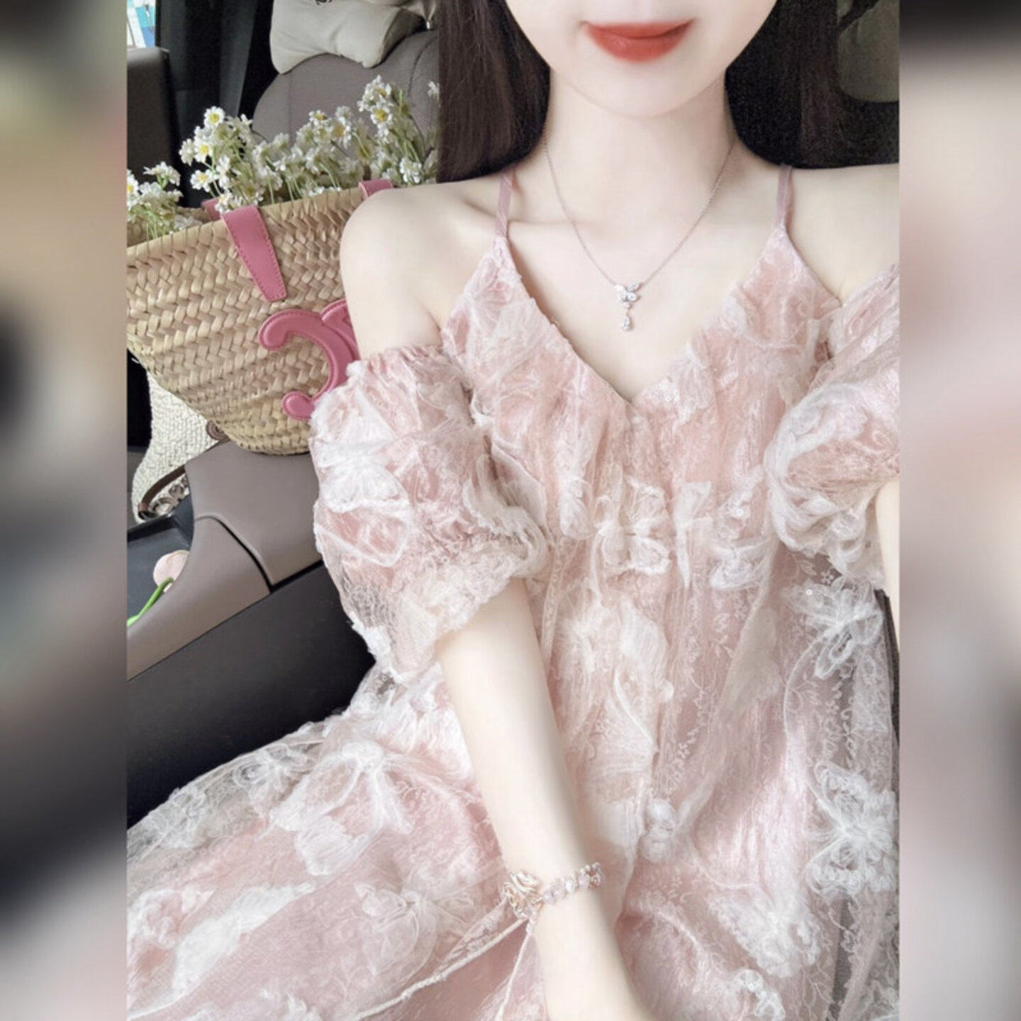 蝴蝶印花吊带连衣裙女夏2026粉色露肩宽松显瘦小个子超仙气质长裙